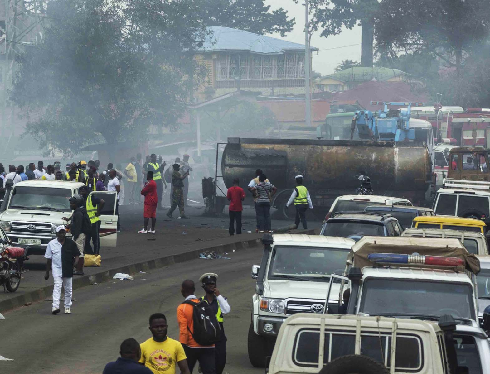 Sierra Leone'de yakıt tankeri ile araç çarpıştı: Ölenlerin sayısı 101'e yükseldi 