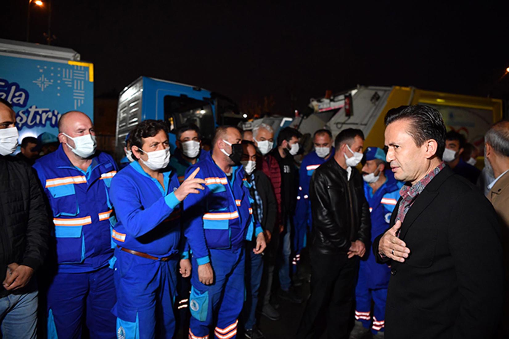 Tuzla Belediye Başkanı Dr. Şadi Yazıcı'dan temizlik personellerine müjde!