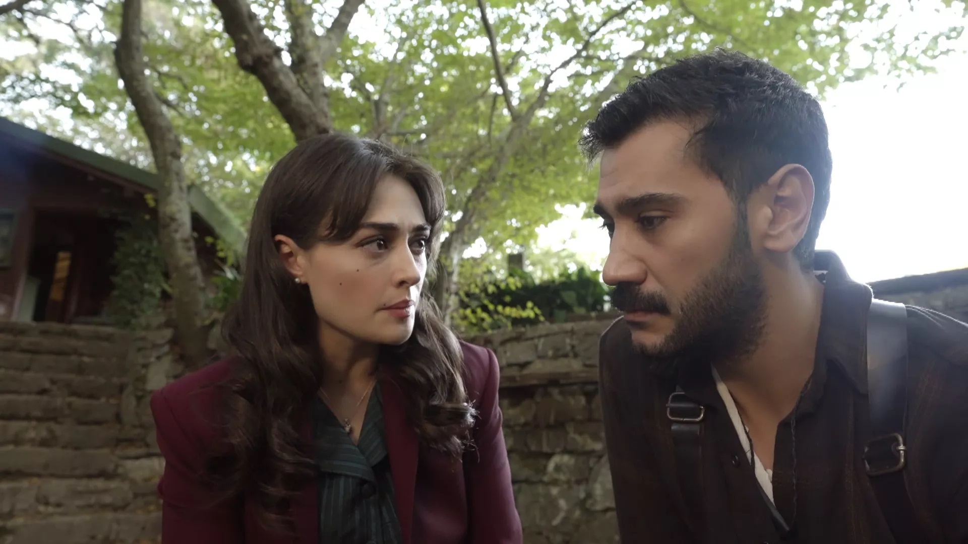 Kanunsuz Topraklar dizisi bugün neden yok, bitti mi? Kanunsuz Topraklar yeni bölüm ne zaman?