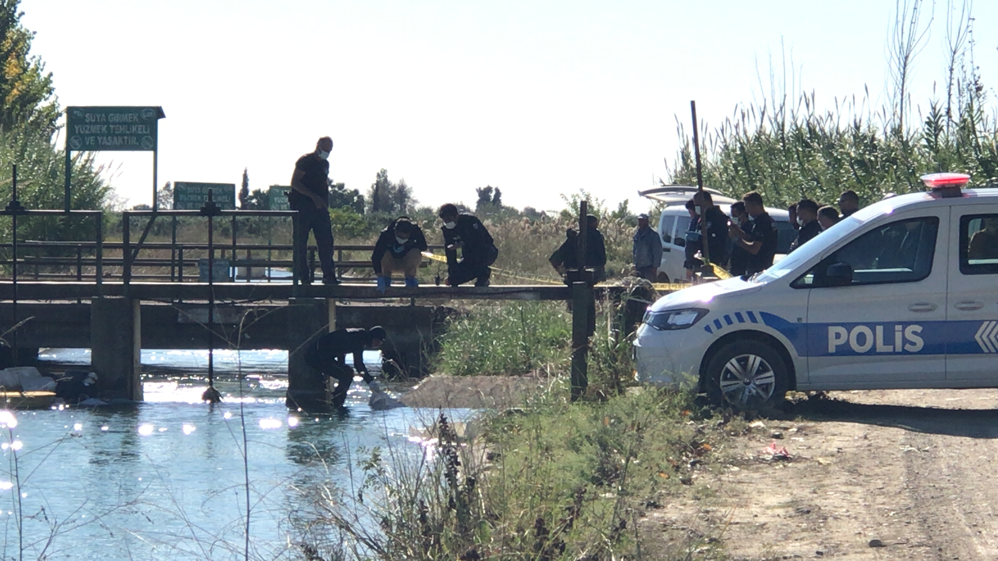 Cinayetin böylesi! Adana'da bir kişi boğazı kesilip, ayağına taş bağlanarak sulama kanalına atıldı!