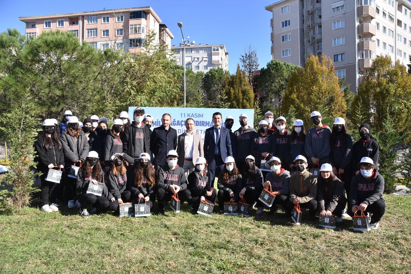 11 Kasım Milli Ağaçlandırma Günü’nde fidan diktiler, son 2 yılda 17 bini aşkın fidan dikildi