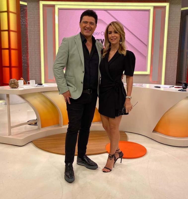 Koronavirüse yakalanan Hakan Ural'dan merak edilen haber geldi! Sağlık durumunu açıkladı!