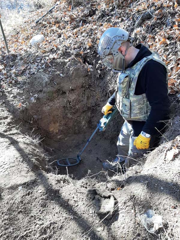 Sivas'ta PKK'ya darbe! Sığınak ve yaşam malzemesi bulundu