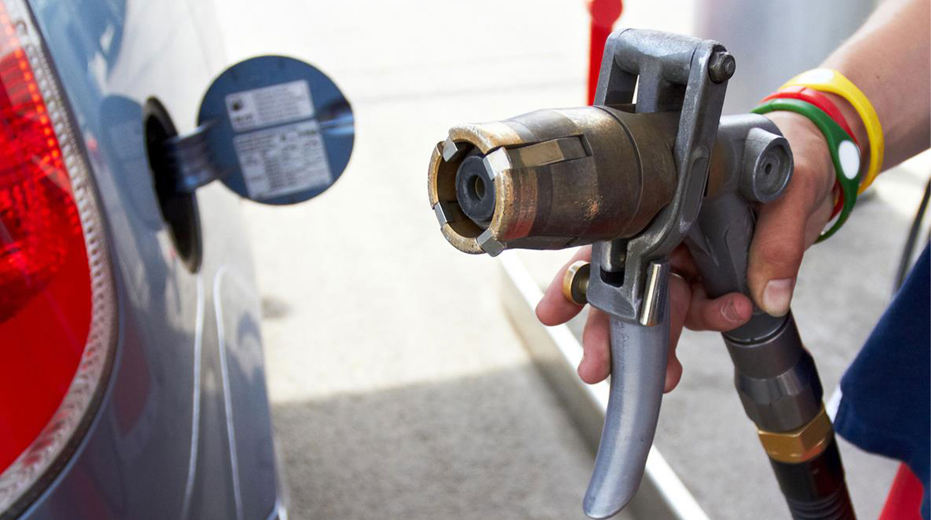 Araç sürücülerine kötü haber: Otogaza (LPG) 25 kuruş zam geliyor 