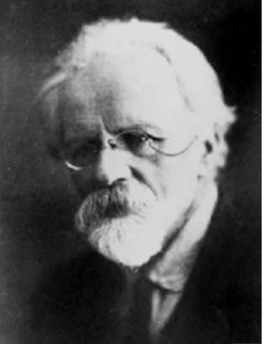 İnsan spermini dişi gorillere enjekte ettiler! Yarı insan yarı maymun üretmeye çalıştılar! İşte süper asker Oliver!