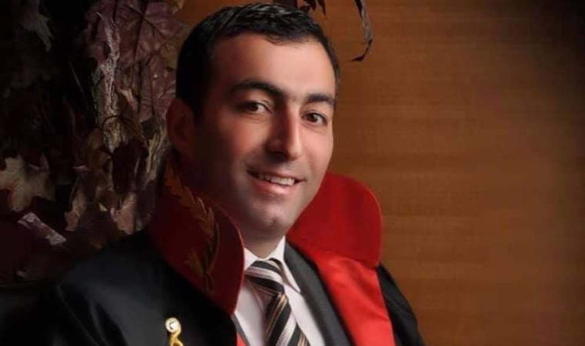 Erzurum 1. Ağır Ceza Mahkemesi Başkanı Ümit Demirhan koronavirüs salgını nedeniyle hayatını kaybetti