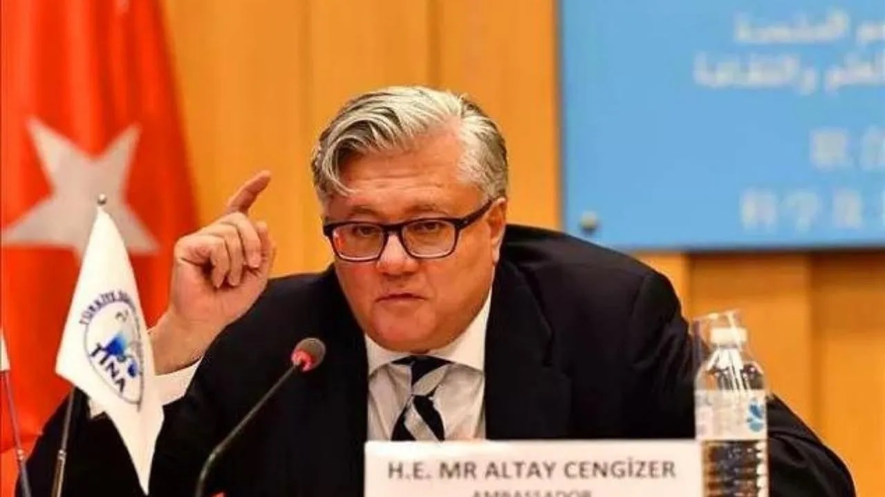 Cumhurbaşkanı Başdanışmanlığı görevinden alınan Ahmet Altay Cengizer kimdir? Kaç yaşında, Nereli?
