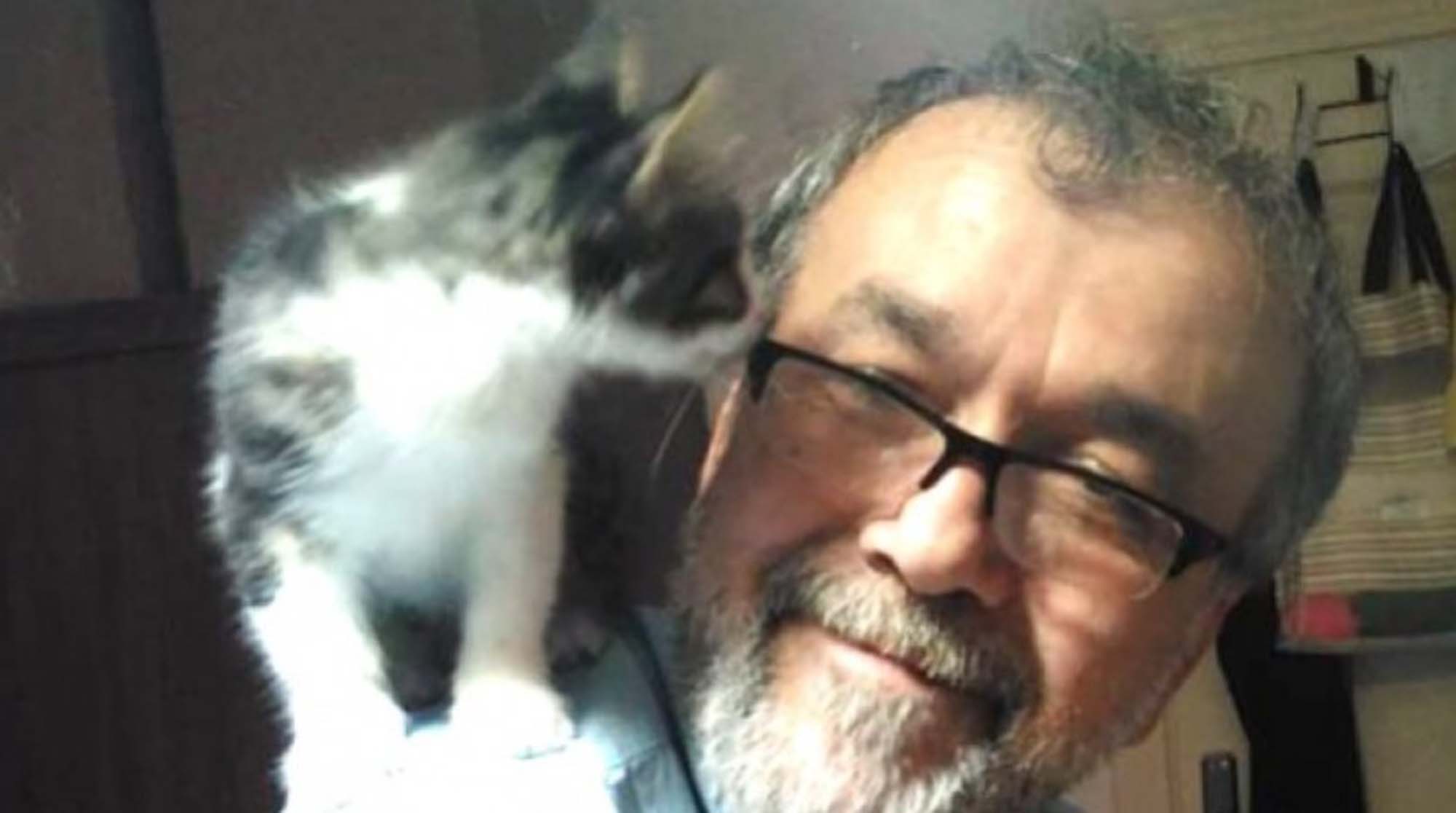 Gazeteci Arif Gündoğdu, kansere yenik düşerek hayatını kaybetti!