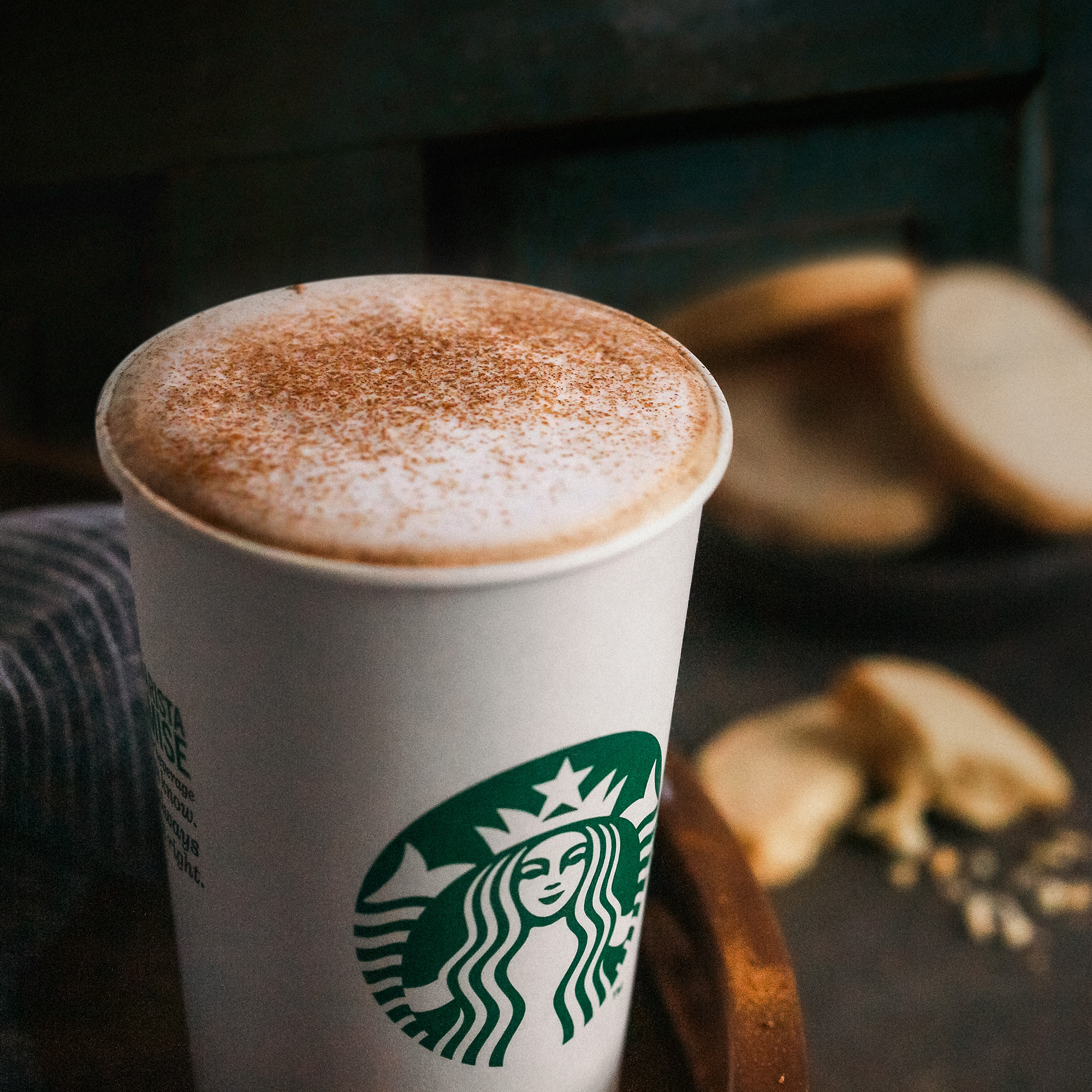Ayıla bayıla içilen kahvelerin vazgeçilmez adresi Starbucks kapanıyor mu? Ünlü kahve zincirinden yanıt geldi!