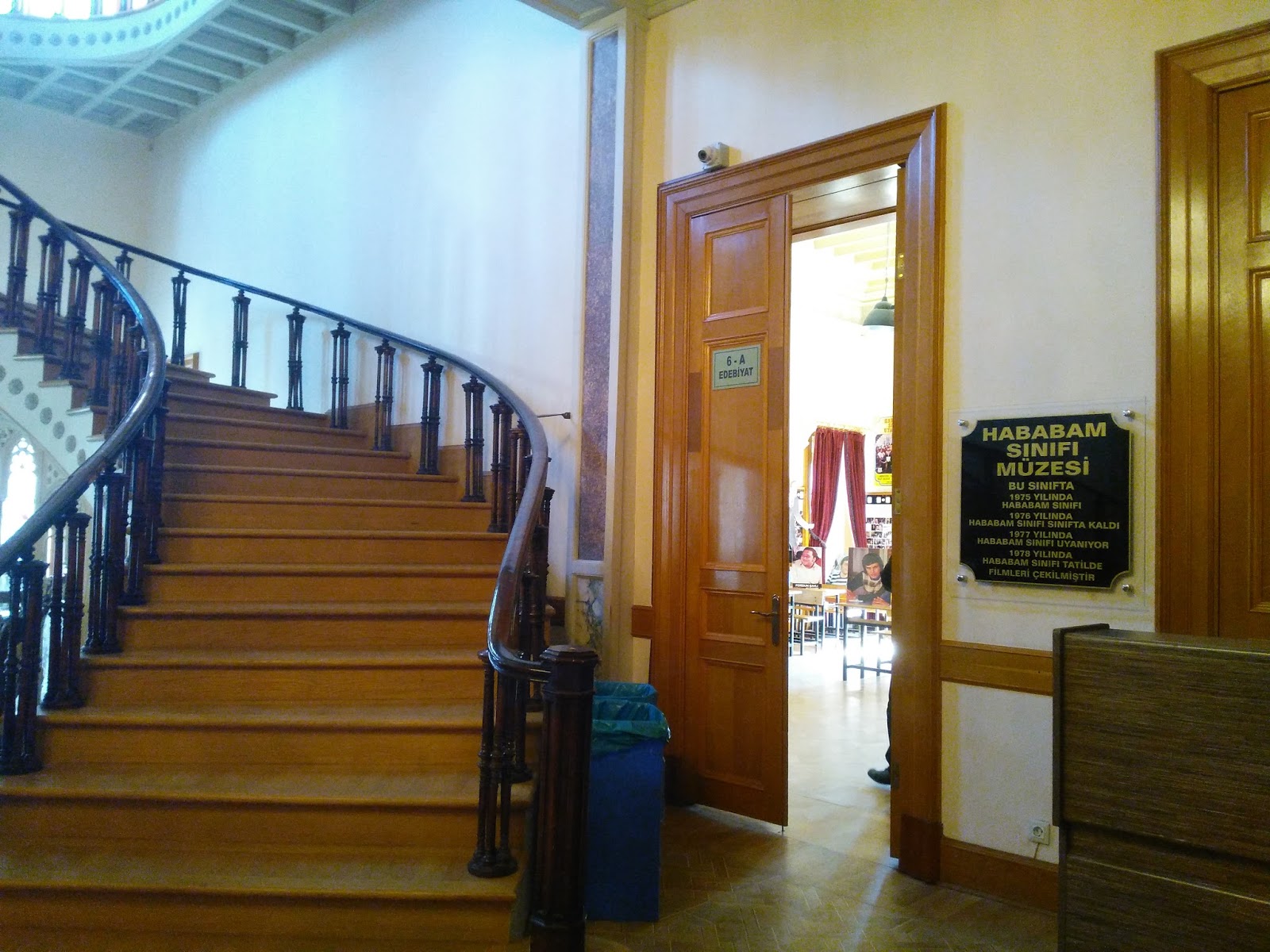 Hababam Sınıfı Müzesi nerede? MasterChef'in çekildiği Adile Sultan Kasrı'na nasıl gidilir?