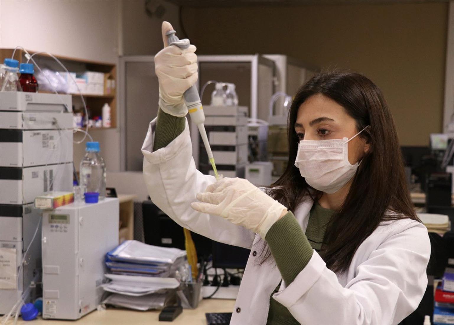 Nu varyantı alarmı! Omicron varyantı (Nu) Almanya'da da görüldü! 61 yolcu karantinaya alındı!