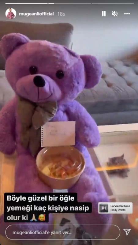 Bu zamana kadar sadece kariyeriyle gündeme gelen Müge Anlı'dan şaşırtan romantik paylaşım! Kaç kişiye nasip olur ki?