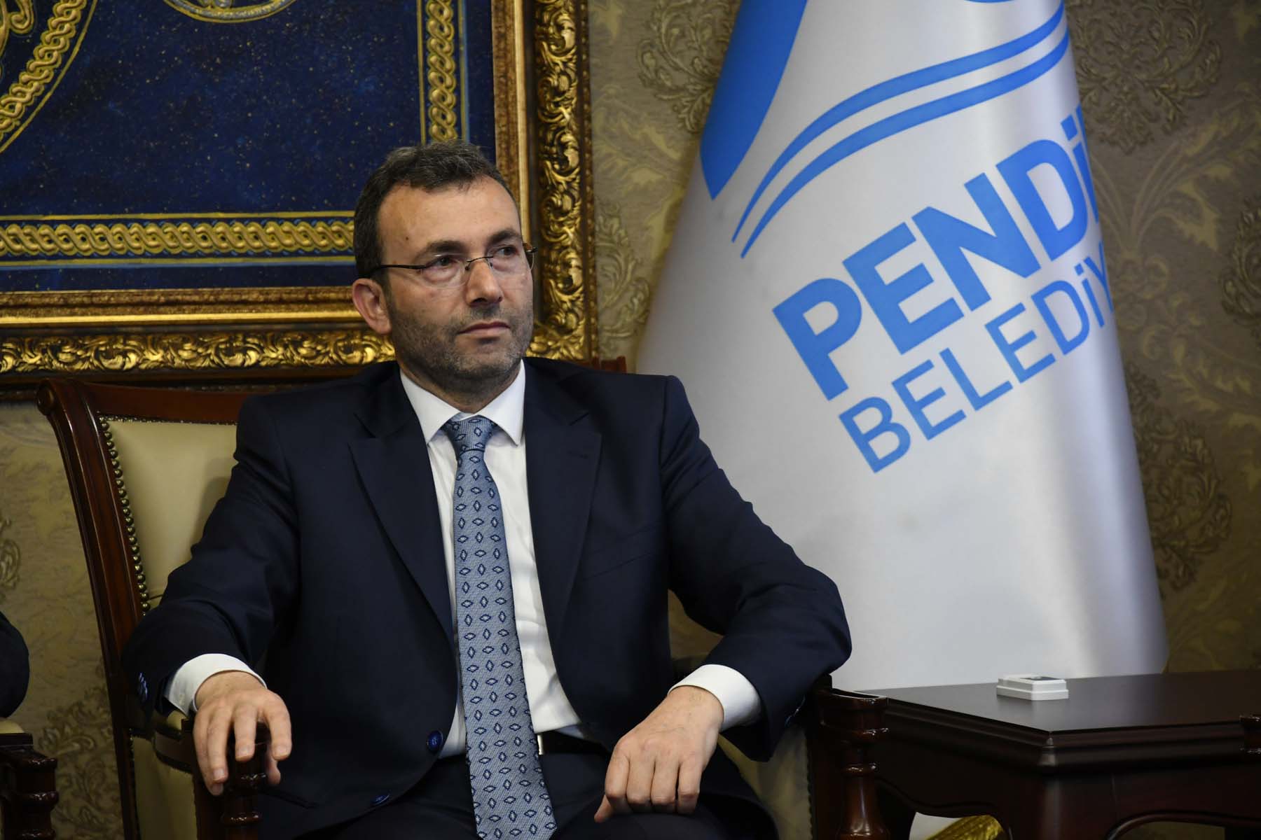 Pendik Belediye Başkanı Ahmet Cin, Ekrem İmamoğlu'nu sert eleştirdi: Pendik'i yok sayarak, belediyemize saygısızlık yapılmasını sineye çekemeyiz