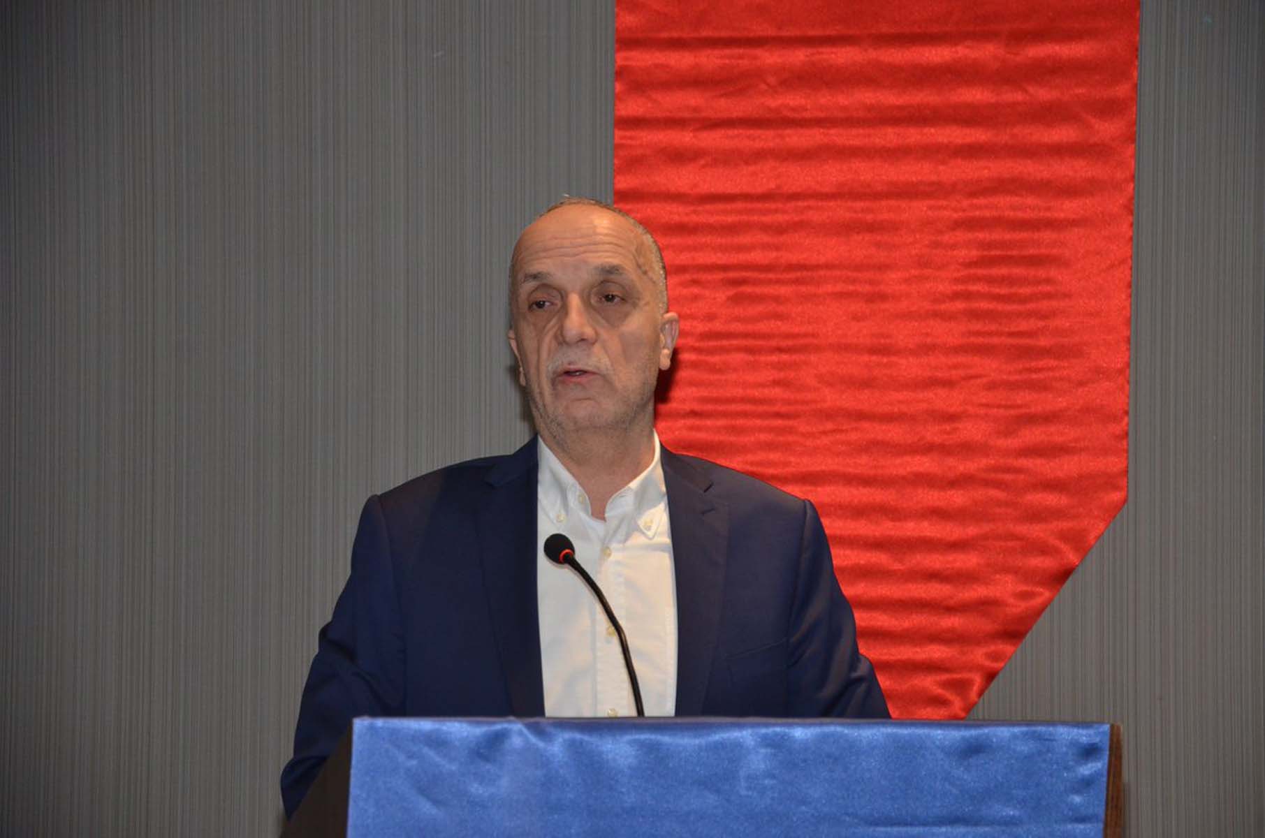 Kafamızda rakam var dedi, asgari ücret zammı için konuştu! TÜRK -İŞ Başkanı Ergün Atalay, zam oranı için rakam verdi: Yeniden değerleme oranı gerçek enflasyona kısmen daha yakın