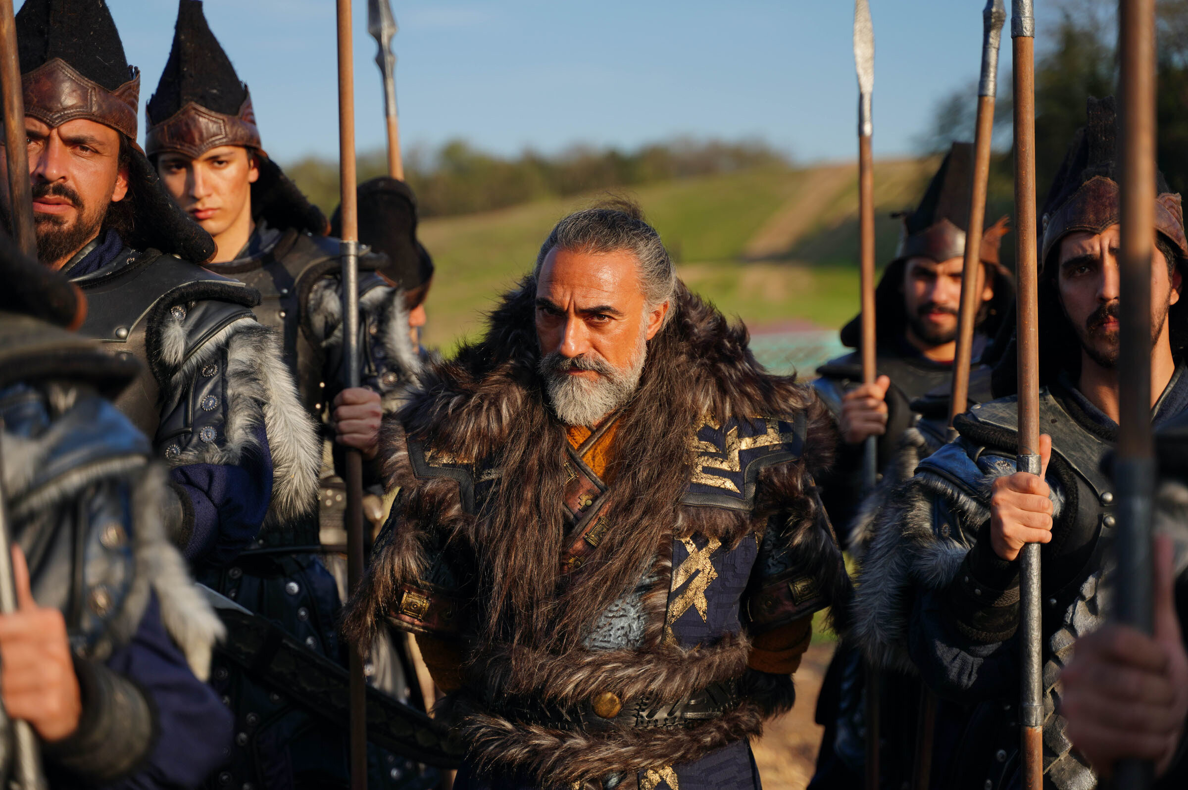 Destan dizisinde geçen Çift Başlı Kurt Hikayesi nedir? Çift Başlı Kurt destanı ne demektir?