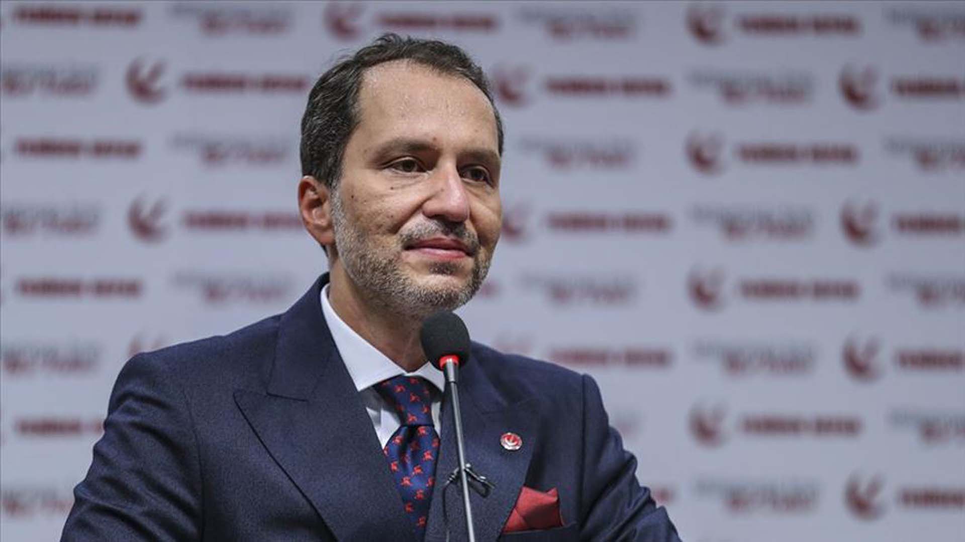 Fatih Erbakan'dan asgari ücret açıklaması! İşçiler sevinebilir ama patronlar kızabilir: Yüzde 50 zam ile 4 bin 235 TL olmasını önerdi 