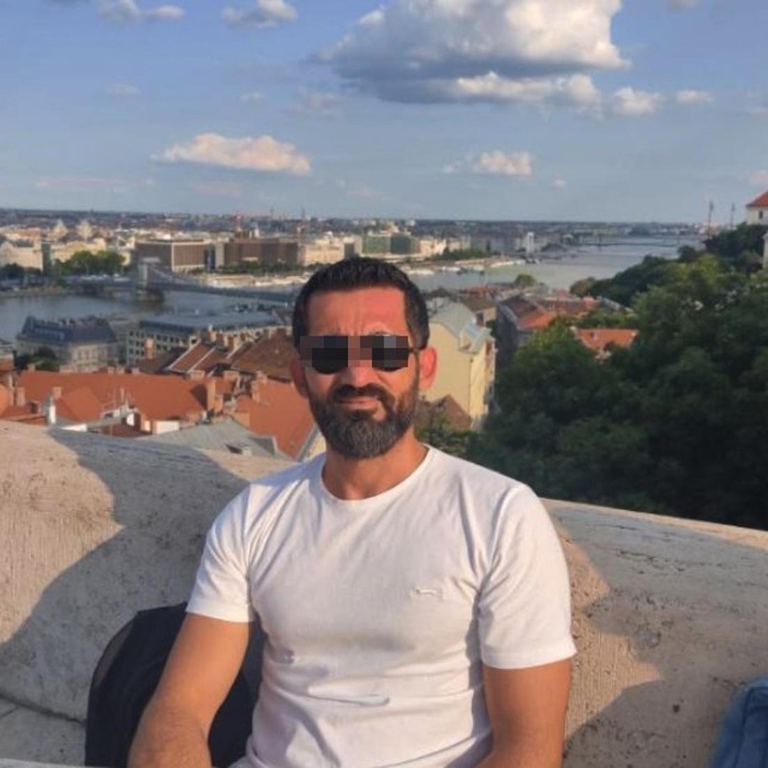 İlişki terapistinin aklına uydu, kocasından oldu! Öğretmenlik yaptığı okulun müdiresiyle kocasını uygunsuz şekilde bastı!