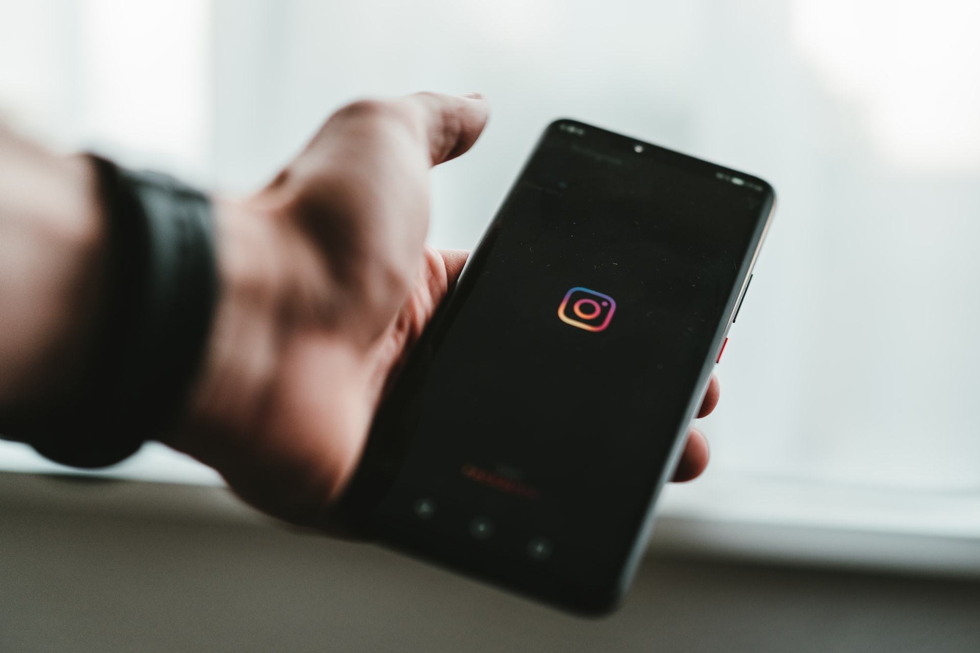 İnstagram çöktü mü son dakika 4 Aralık 2021 ? Instagram ne oldu, sorun mu var? Neden yenilenmiyor? 