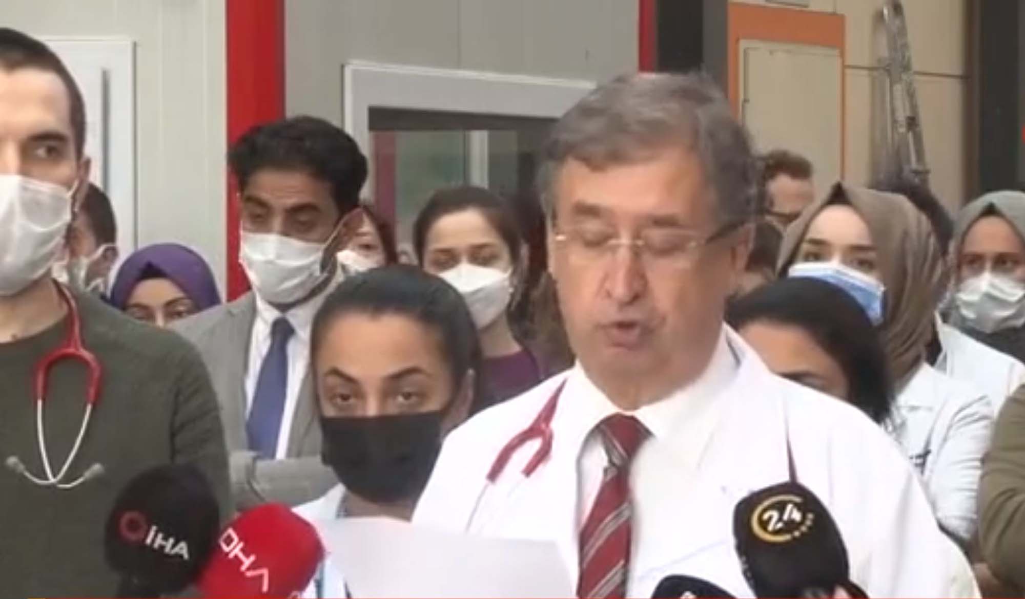 Sağlık çalışanlarına bir gecede 4 saldırı! Cerrahpaşa'dan mesaj var Korkarım bir gün hasta olduğunuzda size bakacak hekim bulamayacaksınız