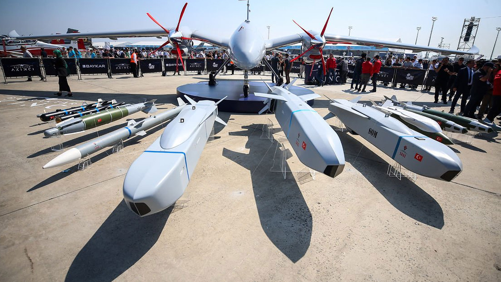 Reaktif savaş uçağı nedir? Baykar Makina'nın hayata geçireceğini duyurduğu reaktif savaş uçağı projesi nedir?