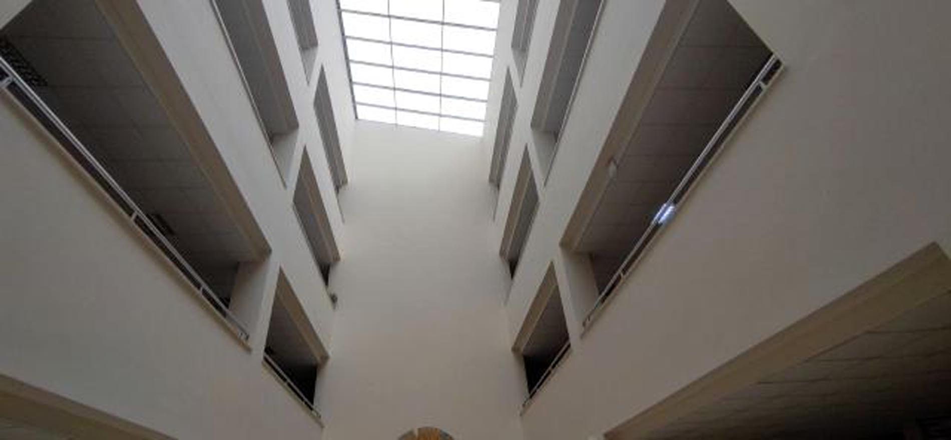 Pamukkale Üniversitesi'nde intihar! Henüz 18 yaşındaki genç Enes arkadaşlarının gözü önünde 4. kattan atladı!