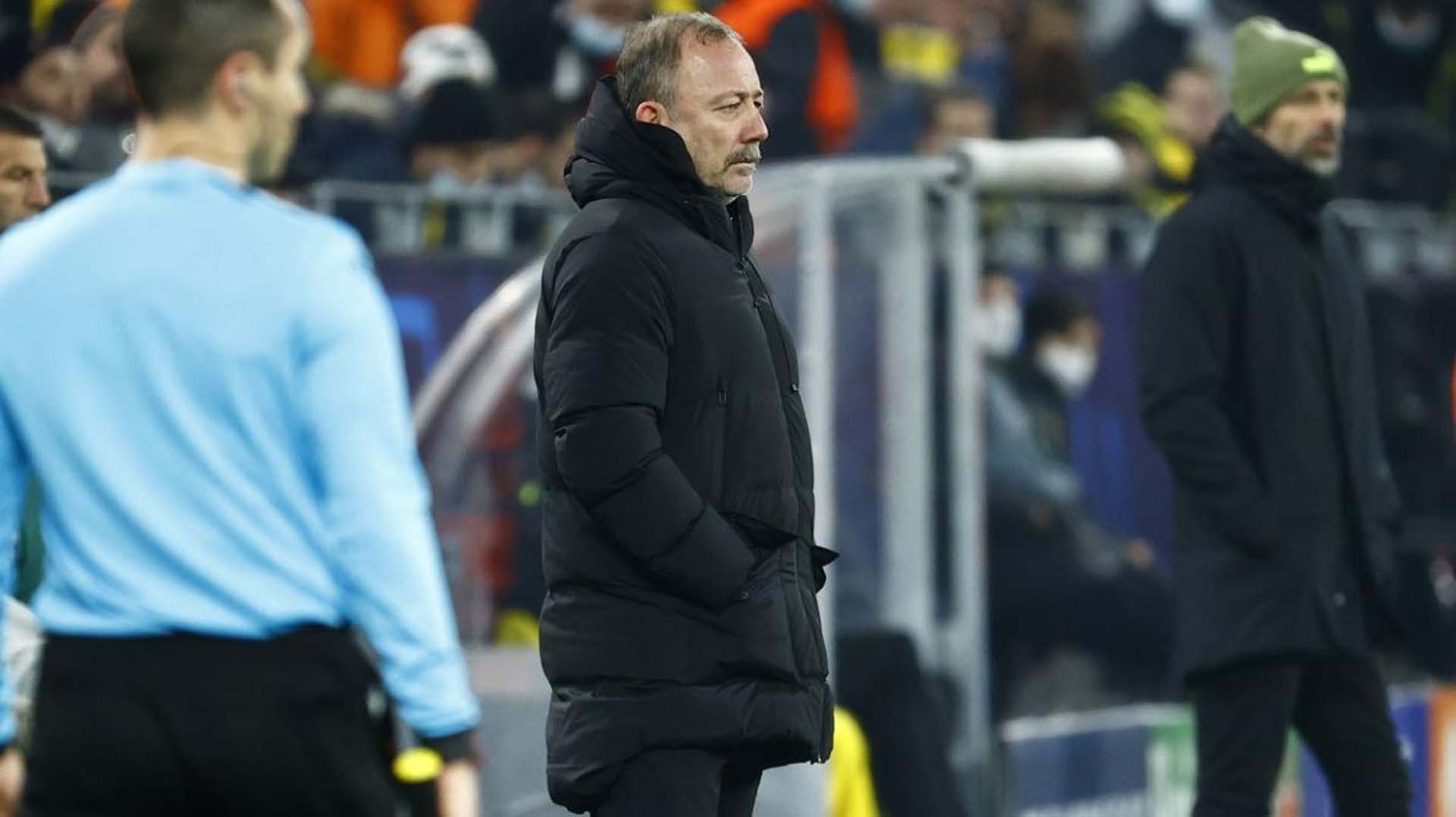 Beşiktaş'ta Sergen Yalçın dönemi sona erdi ! İstifasını yönetime sundu!