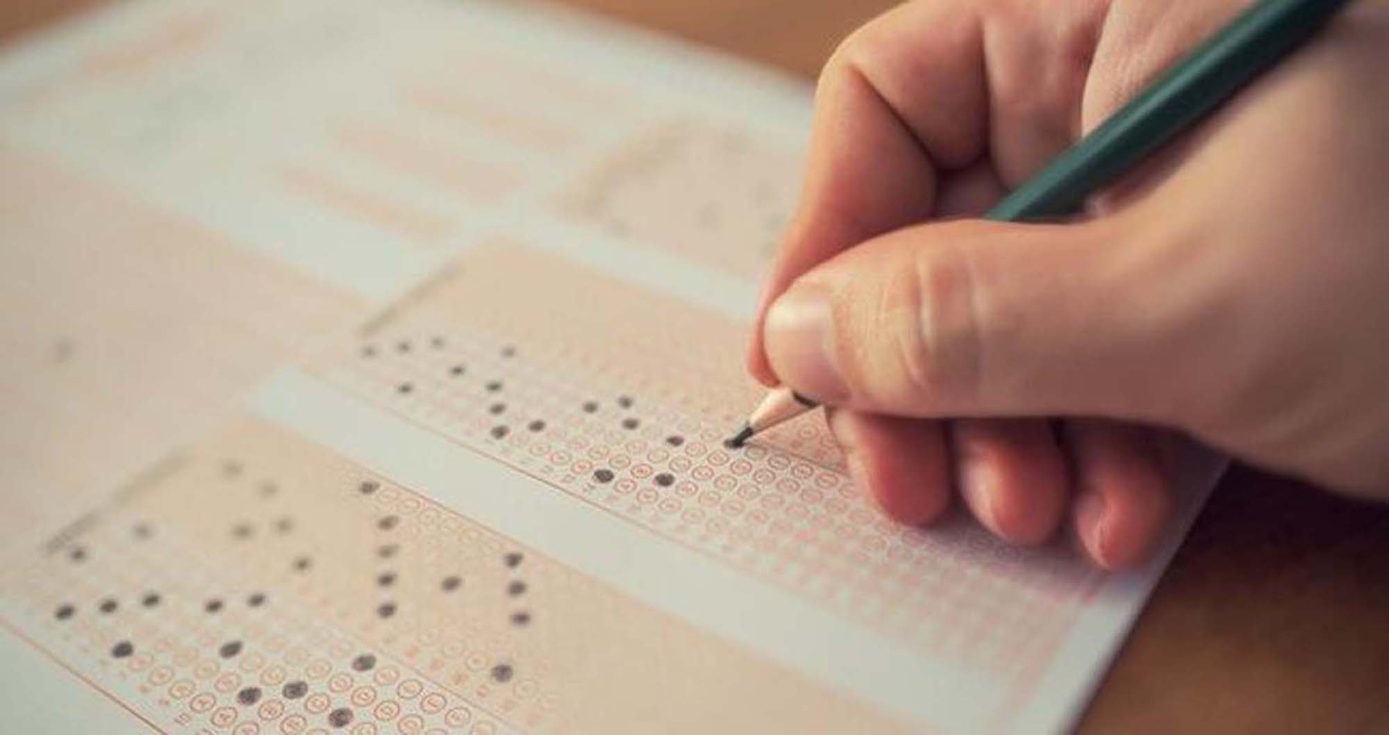 Elektronik Yabancı Dil Sınavı (e- YDS2021/14 İngilizce) ne zaman, saat kaçta? e- YDS sınavı online mı yüz yüze mi 2021?