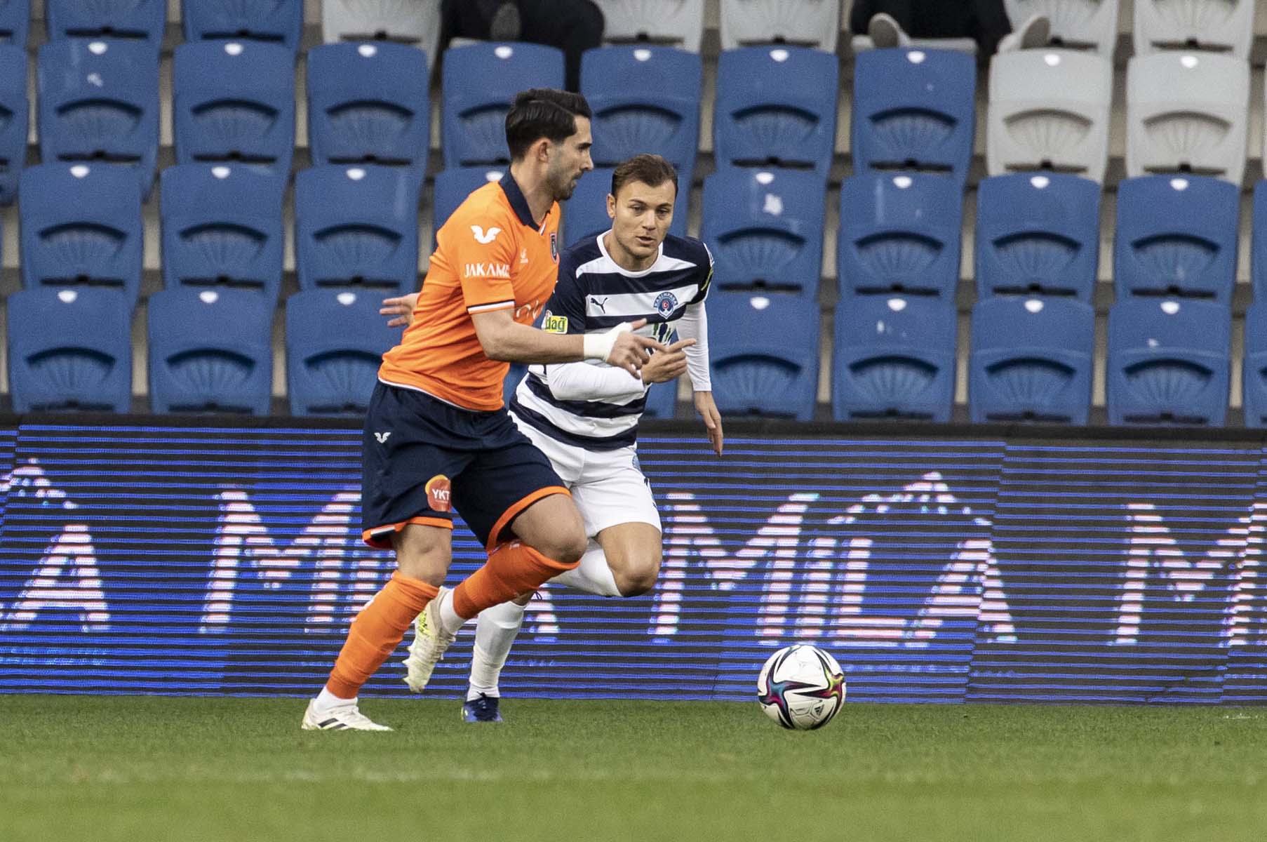 Medipol Başakşehir 2 - 1 Kasımpaşa | Maç sonucu, özeti | Mahmut Tekdemir, Başakşehir'e hayat verdi 