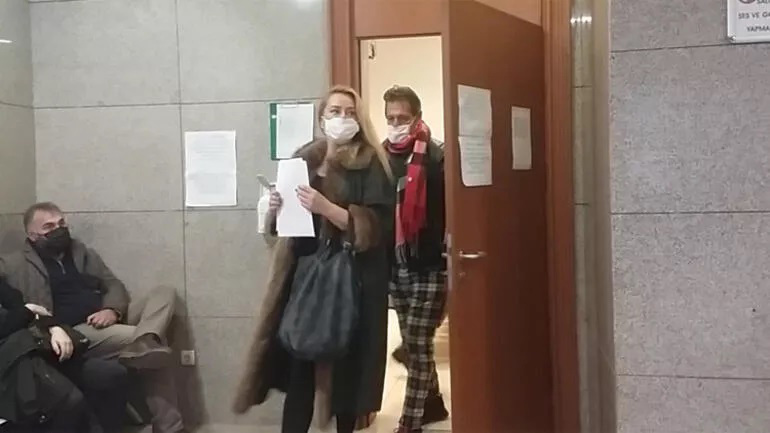 Bora Gencer 13 yıllık eşi Hülya Gencer'den tel celsede boşandı