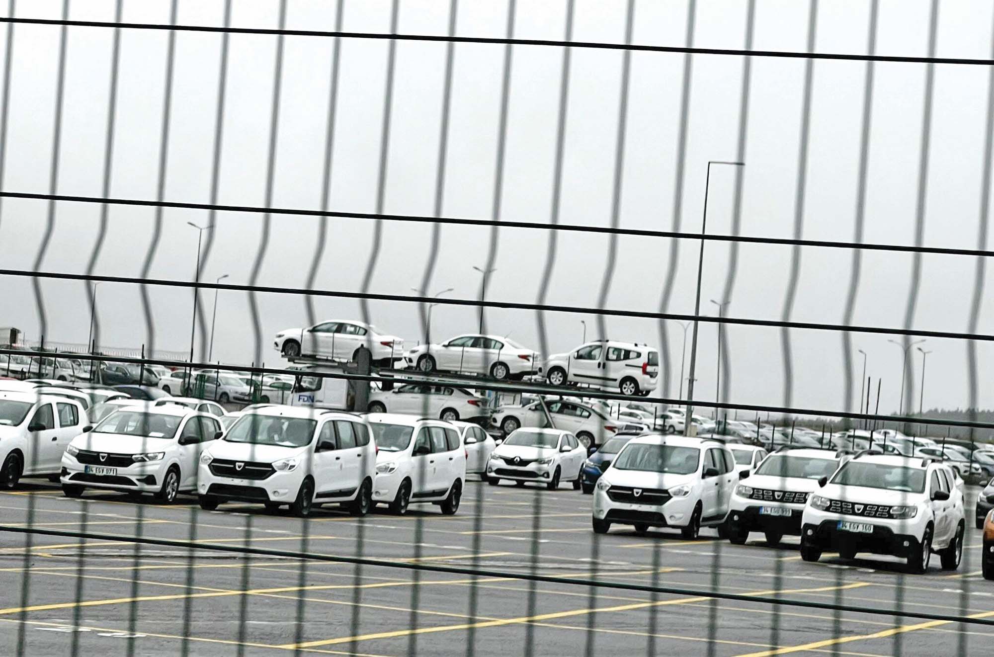 Otomobil fırsatçılarının planları tek tek ortaya çıktı! Meğer, otomotiv tarlası kurmuşlar!