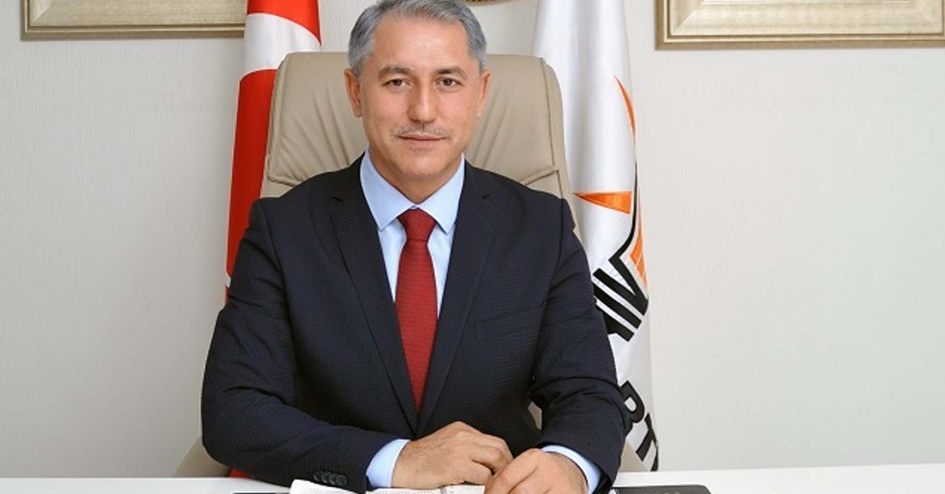 İBB'nin halk ekmek üzerinden yaptığı algı çöktü! Ekmek az üretiliyor, büfe sayısı azaltılmış, yeni büfeleri açamamışlar 