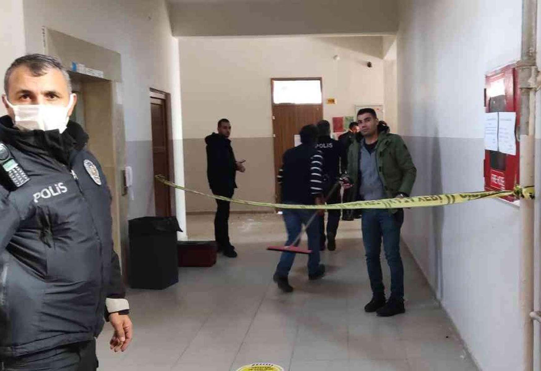 Diyarbakır Bismil'de korkunç olay! Arkadaşlarının ciddiye almadığı lise öğrencisi Reyhan D. okula getirdiği silahla intihar etti 