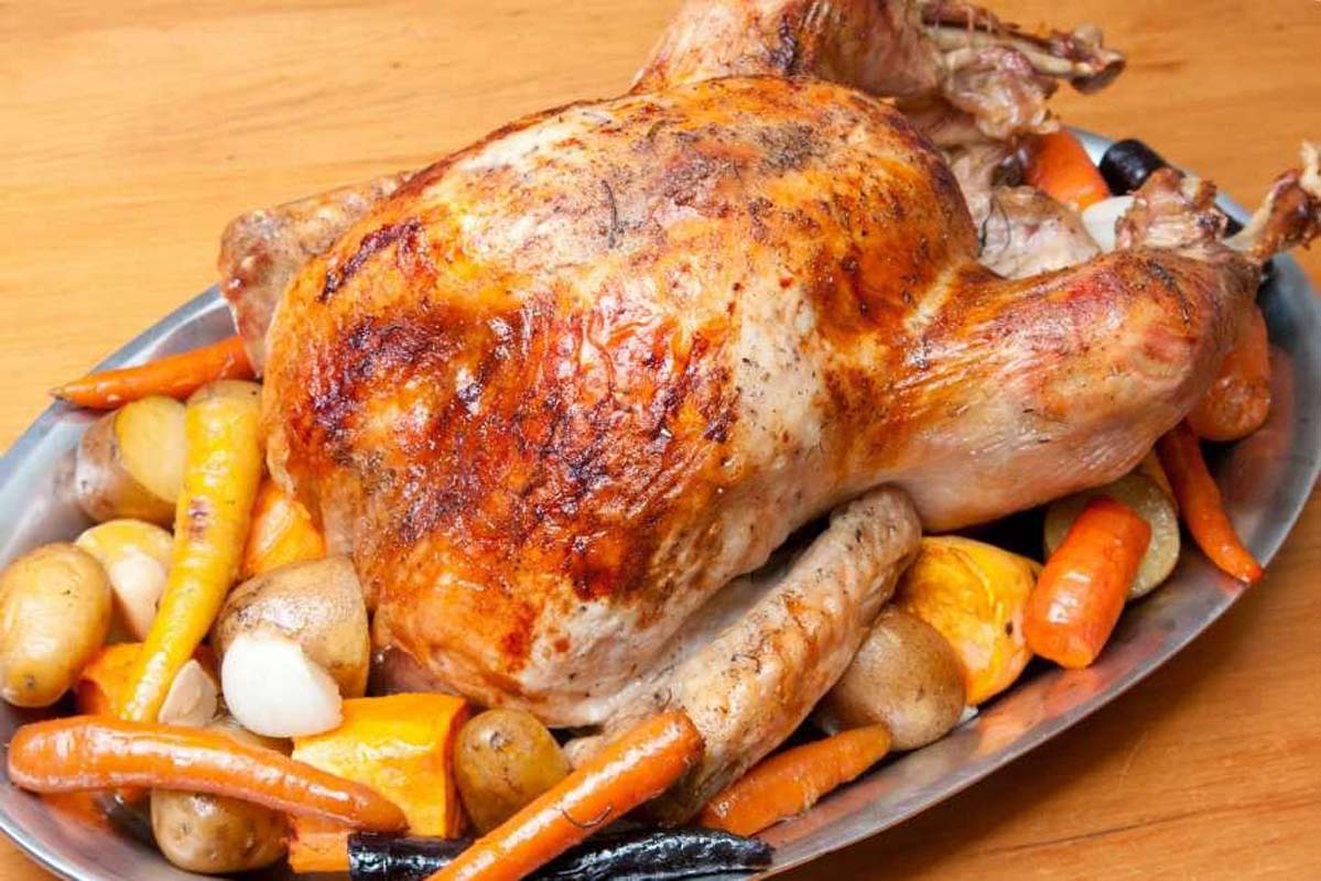 Bu tarifle hindi sevmeyen bile hindi yiyecek! Kocanıza parmak yedirtecek süper hindi tarifi