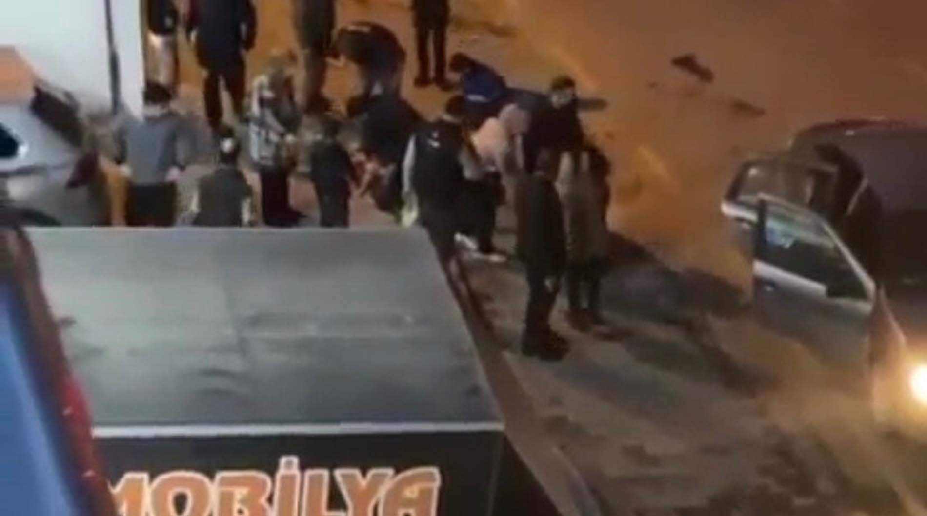 3 yaşındaki kız çocuğunun kahreden ölümü! Babası farketmedi, aracın arka kapısından düşerek hayatını kaybetti!