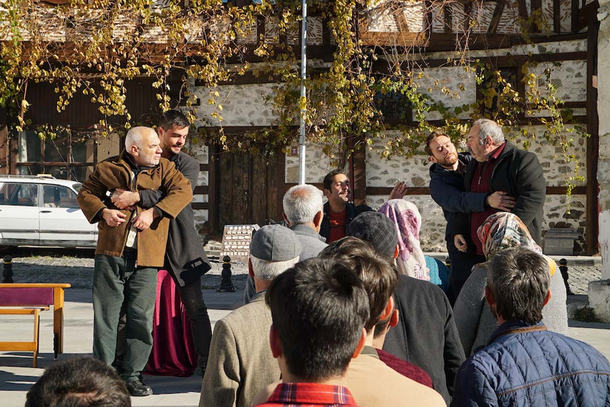 Gönül Dağı bugün neden yok 1 Ocak 2022 Cumartesi ? Gönül Dağı dizi bu hafta var mı, yok mu? Yeni bölüm ne zaman oynuyor?