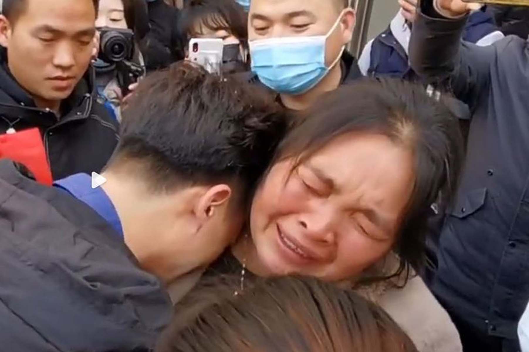 Akıllara durgunluk veren olay! 4 yaşında kaçırıldı, çizdiği köy haritasıyla 37 yaşında annesini buldu! 