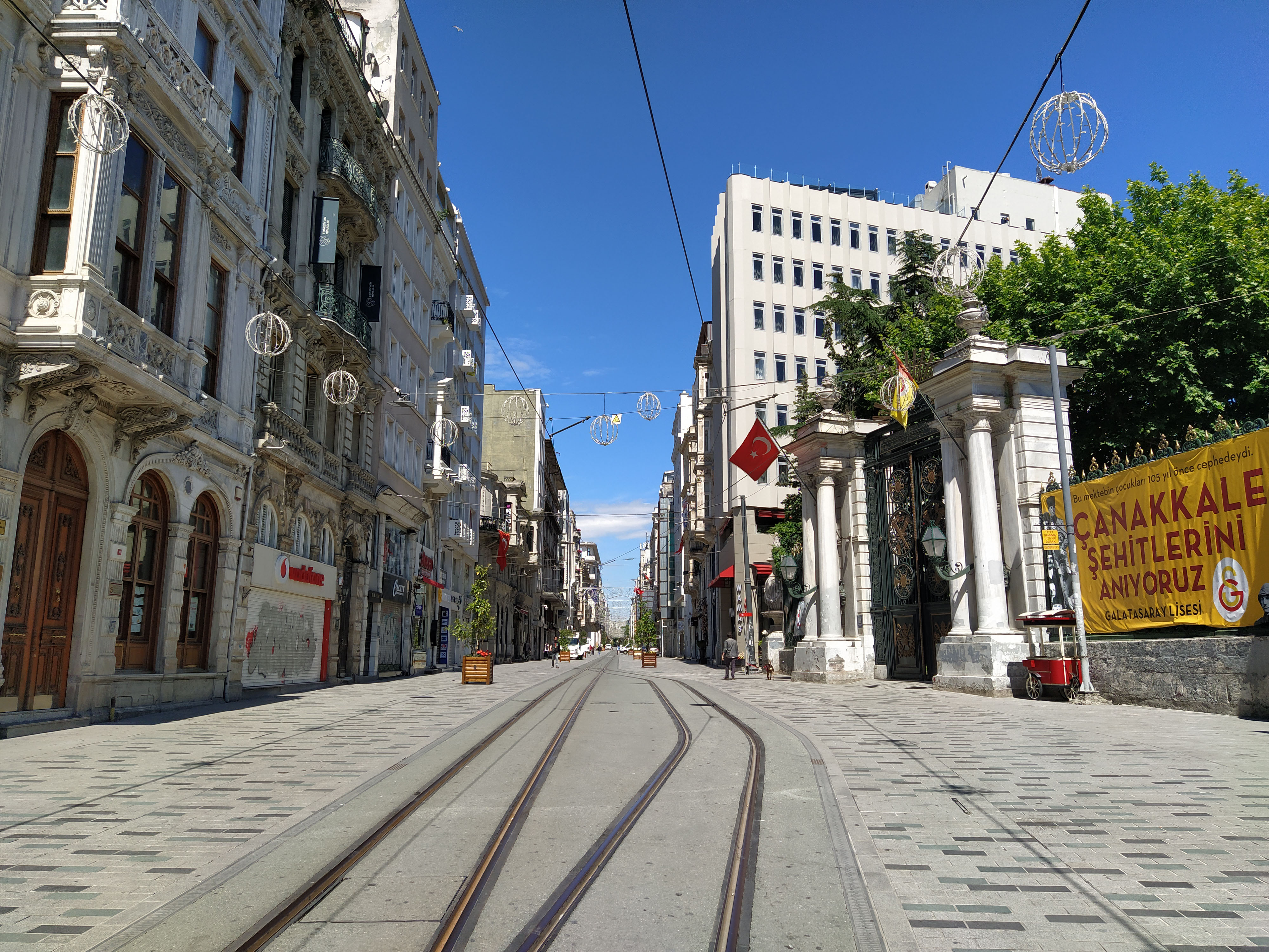 Türkiye'de sokağa çıkma yasağı geri gelecek mi? Omicron varyantı için kapanma uygulanacak mı?