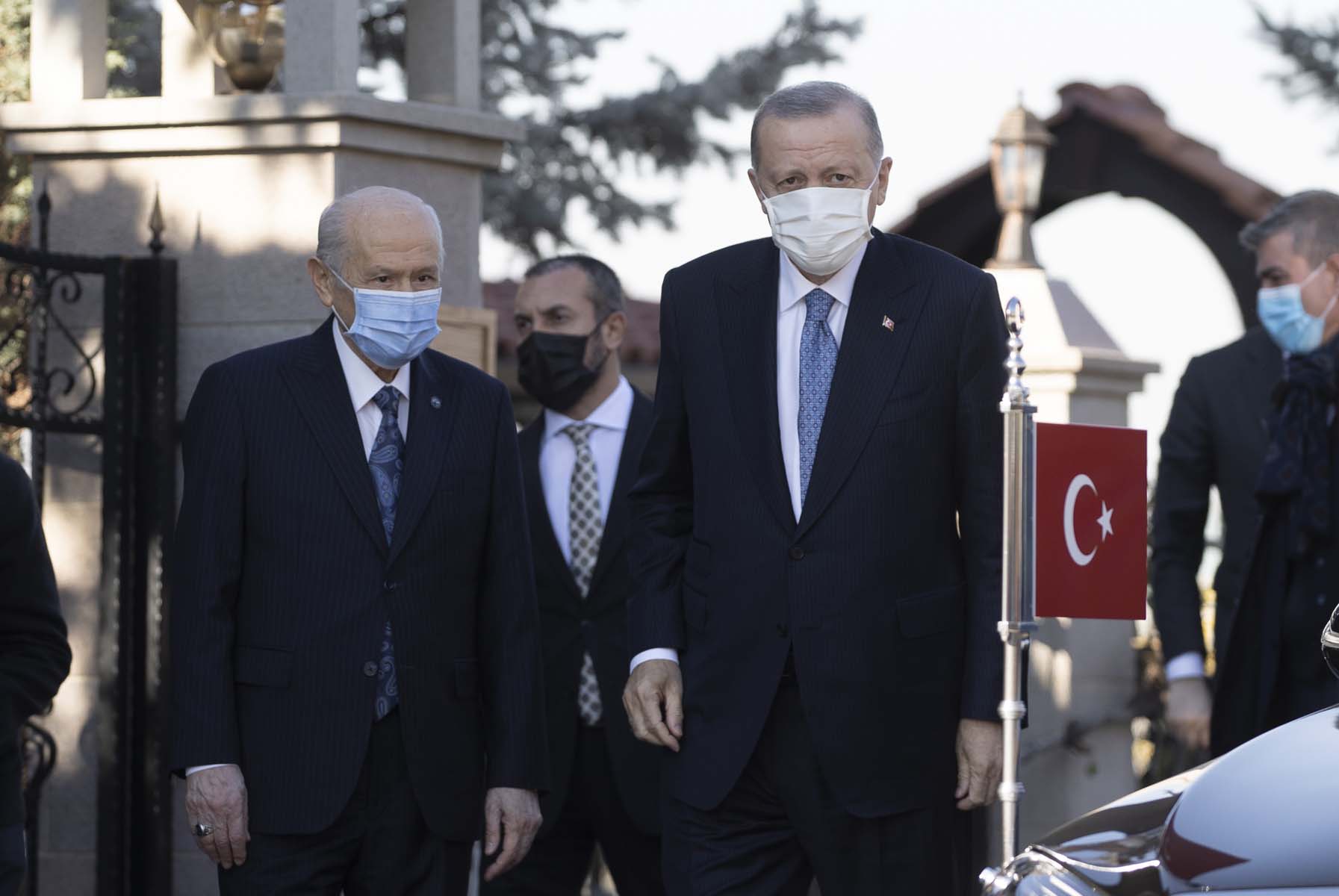 Son dakika | Cumhurbaşkanı Erdoğan, Devlet Bahçeli'yi ziyaret etti! İşte ziyaretten fotoğraflar...