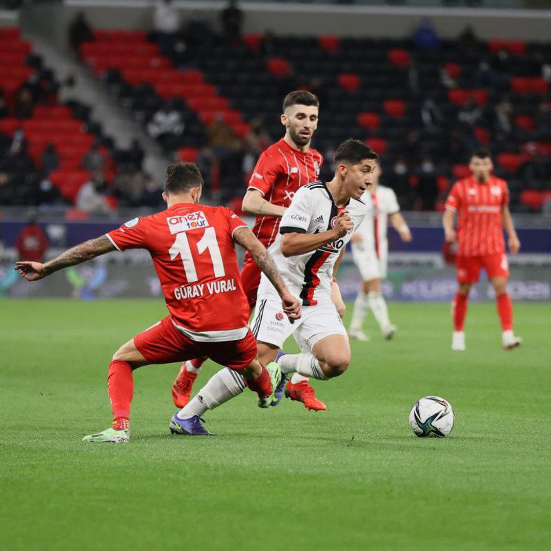 Emirhan İlkhan Beşiktaş'ta yıldız gibi parlıyor! Dünya devlerini peşine taktı!