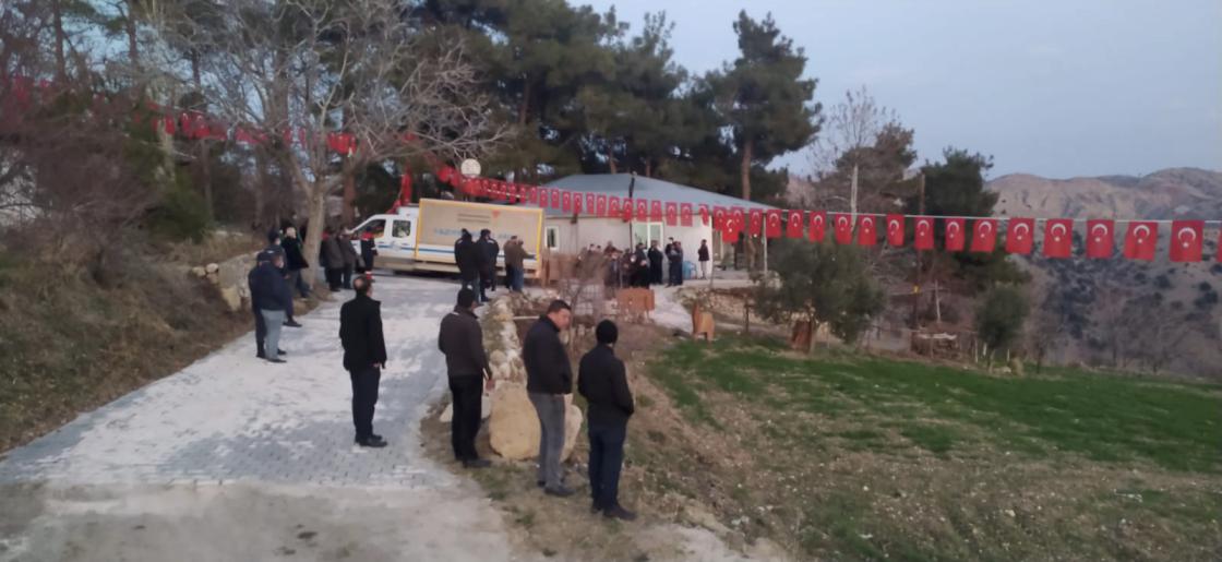 Akçakale sınır hattında teröristler tarafından döşenen EYP patladı. Patlama sonucunda sonucu 3 asker şehit oldu