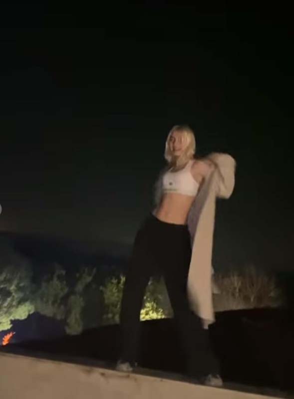 Aradığını Uzi'de bulan Aleyna Tilki aşk sarhoşu! İlk buluşmada gittikleri yer görenleri şaşırttı! Çatıya çıkıp dans etti! Odada twerk yaptı...