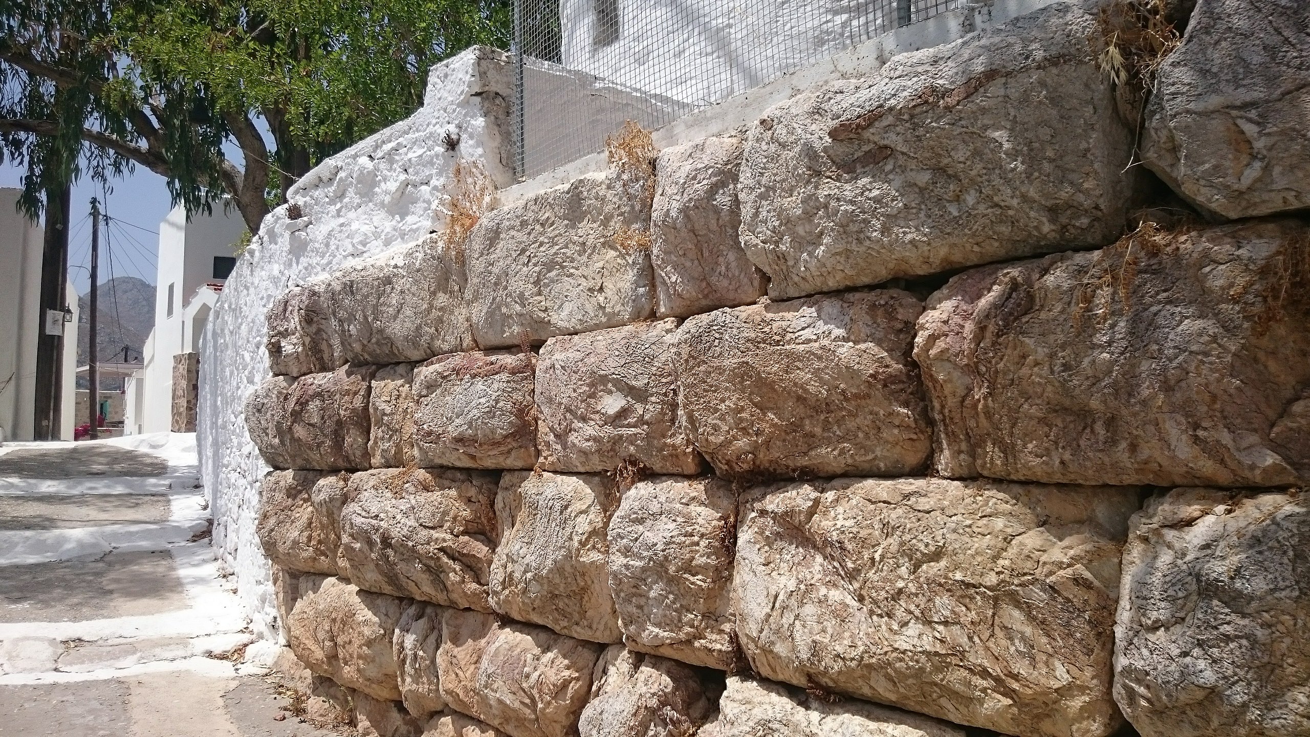 Rüyada Duvar Yıkılması / Rüyada Duvar Yıkmak Tabiri