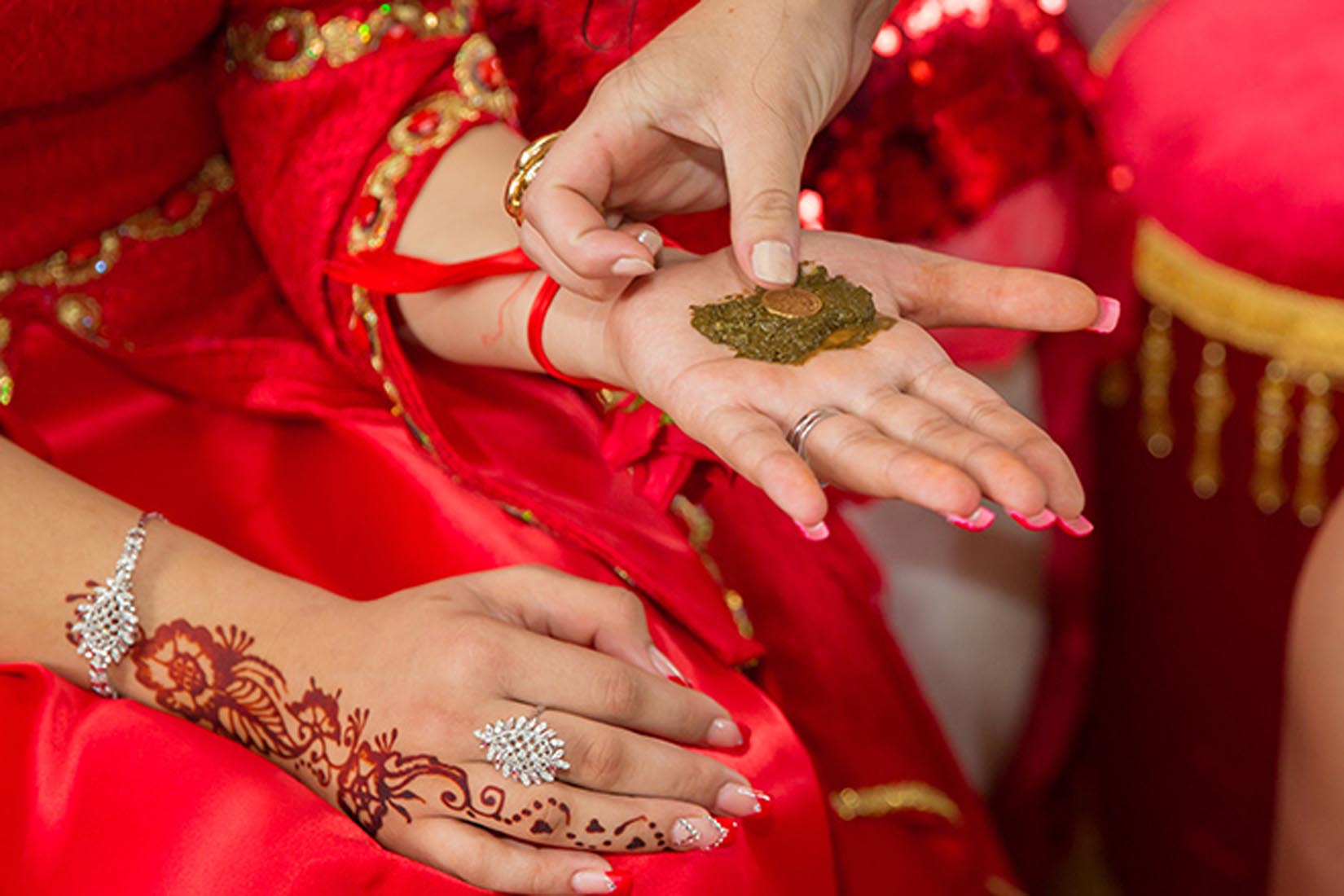 Kına elden nasıl çıkar? Kınayı elden çıkarma yöntemleri neler?