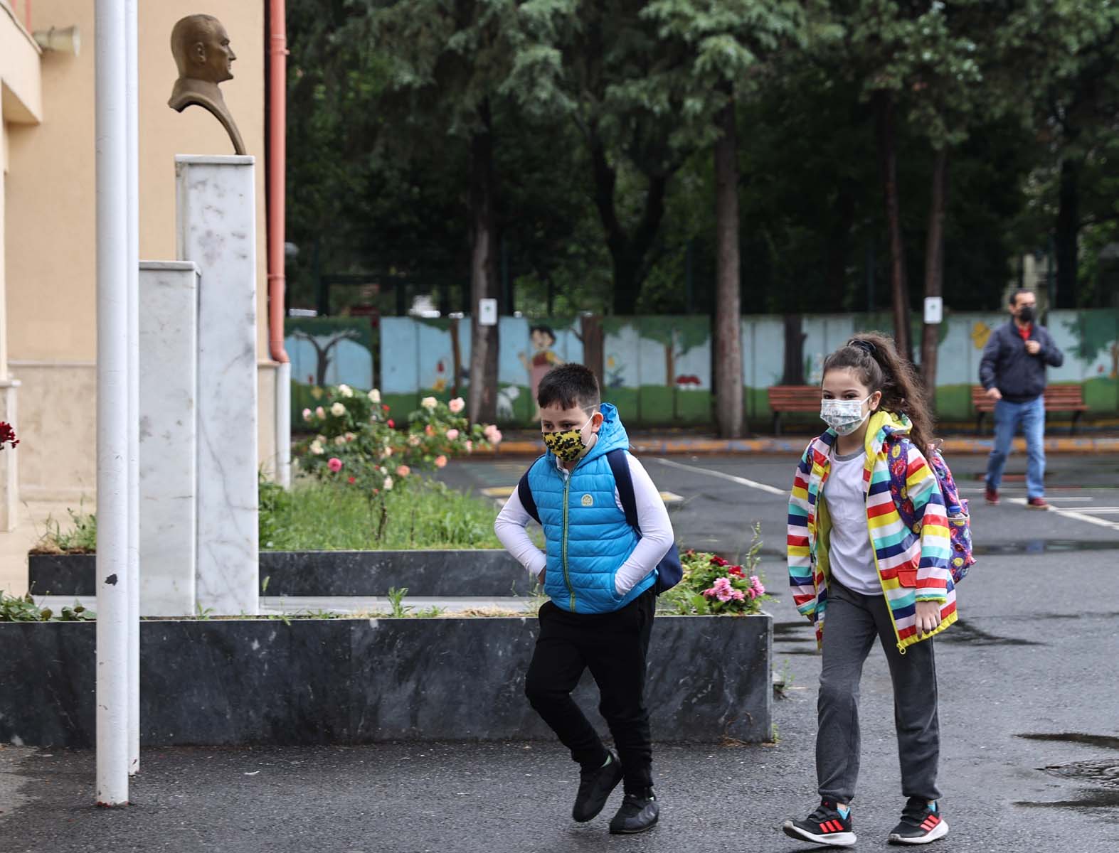 Kırklareli Valiliği duyurdu! Olumsuz hava koşulları nedeniyle okullar 1 gün tatil edildi!