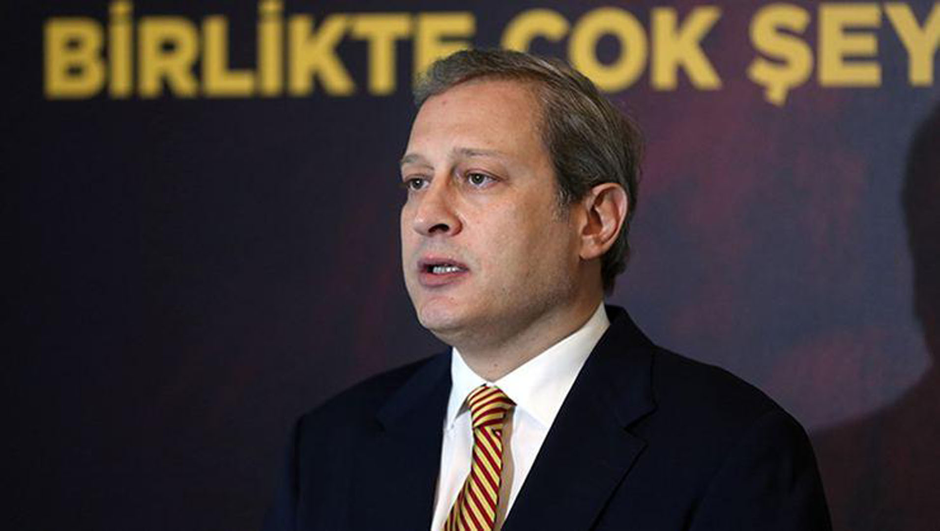 Domenec Torrent takımı ayağa kaldırmaya kararlı! Daha antrenmana bile çıkmadan yaptığıyla dikkat çekti!