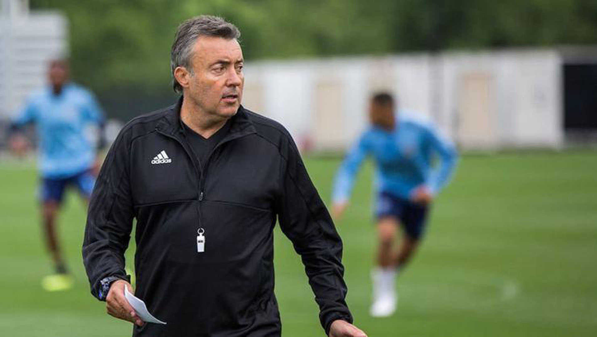 Domenec Torrent takımı ayağa kaldırmaya kararlı! Daha antrenmana bile çıkmadan yaptığıyla dikkat çekti!