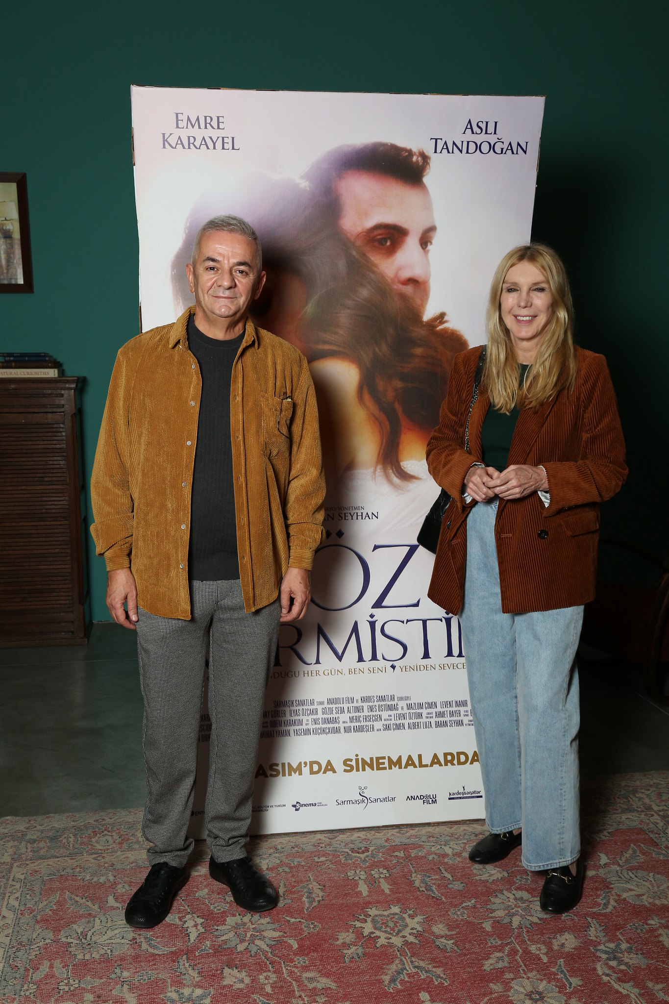 Zafer Algöz'ün karısı Lale Algöz kimdir? Kaç yaşında?