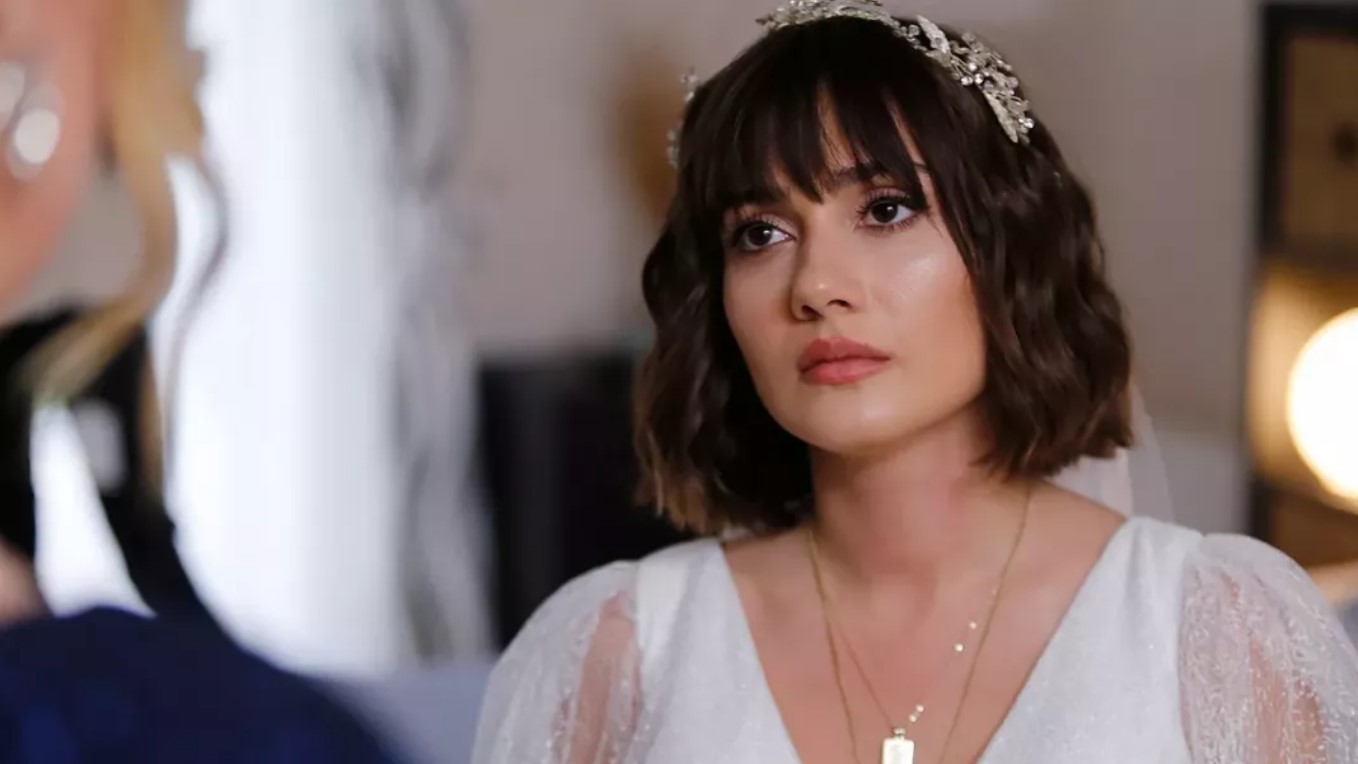 Elkızı dizisi hangi gün oynuyor? Yeni bölüm hangi kanalda, saat kaçta yayınlanıyor?