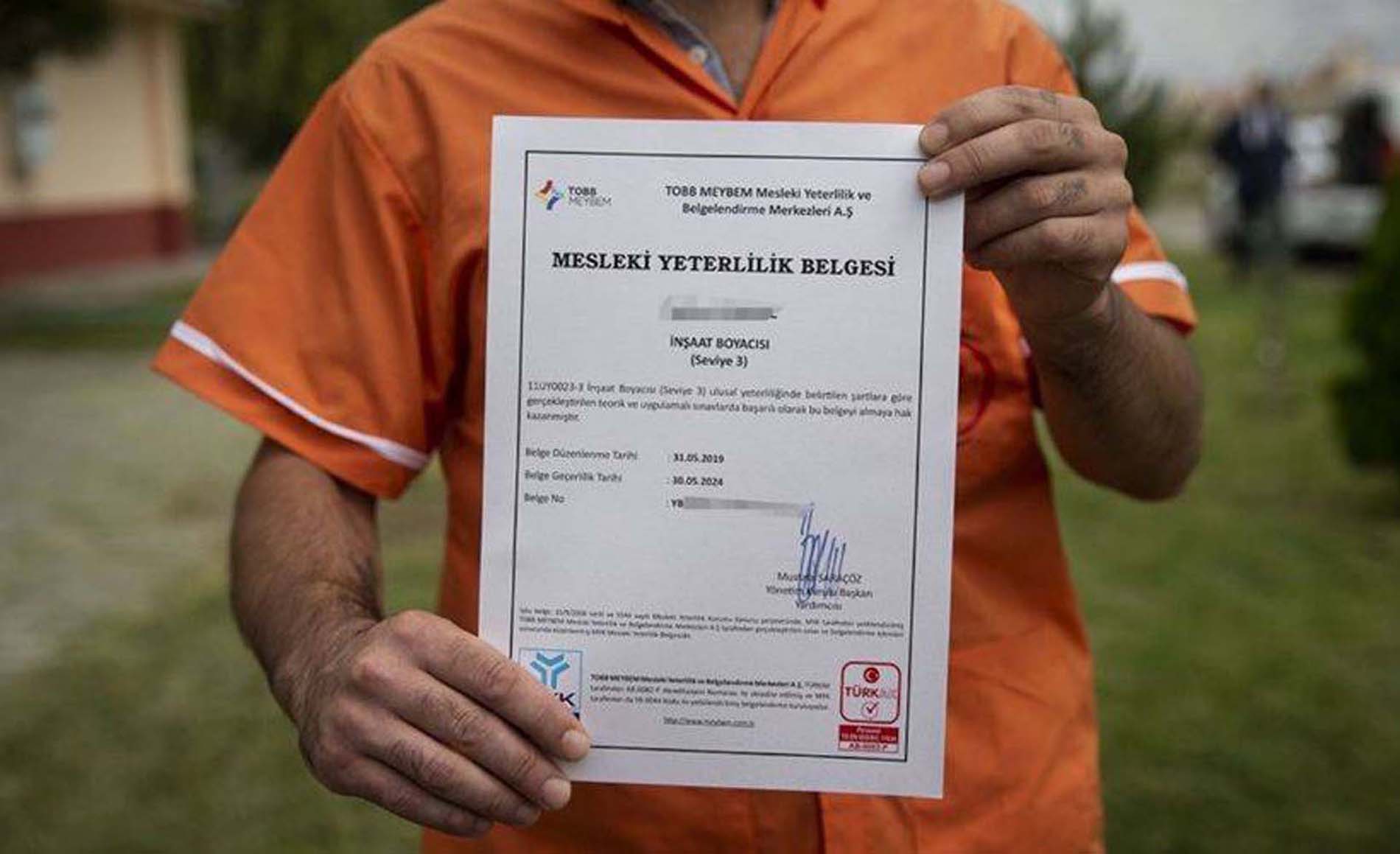 Mesleki yeterlilik belgesi hangi meslekler için zorunlu, geçerli? Mesleki yeterlilik belgesi istenen meslekler 2022