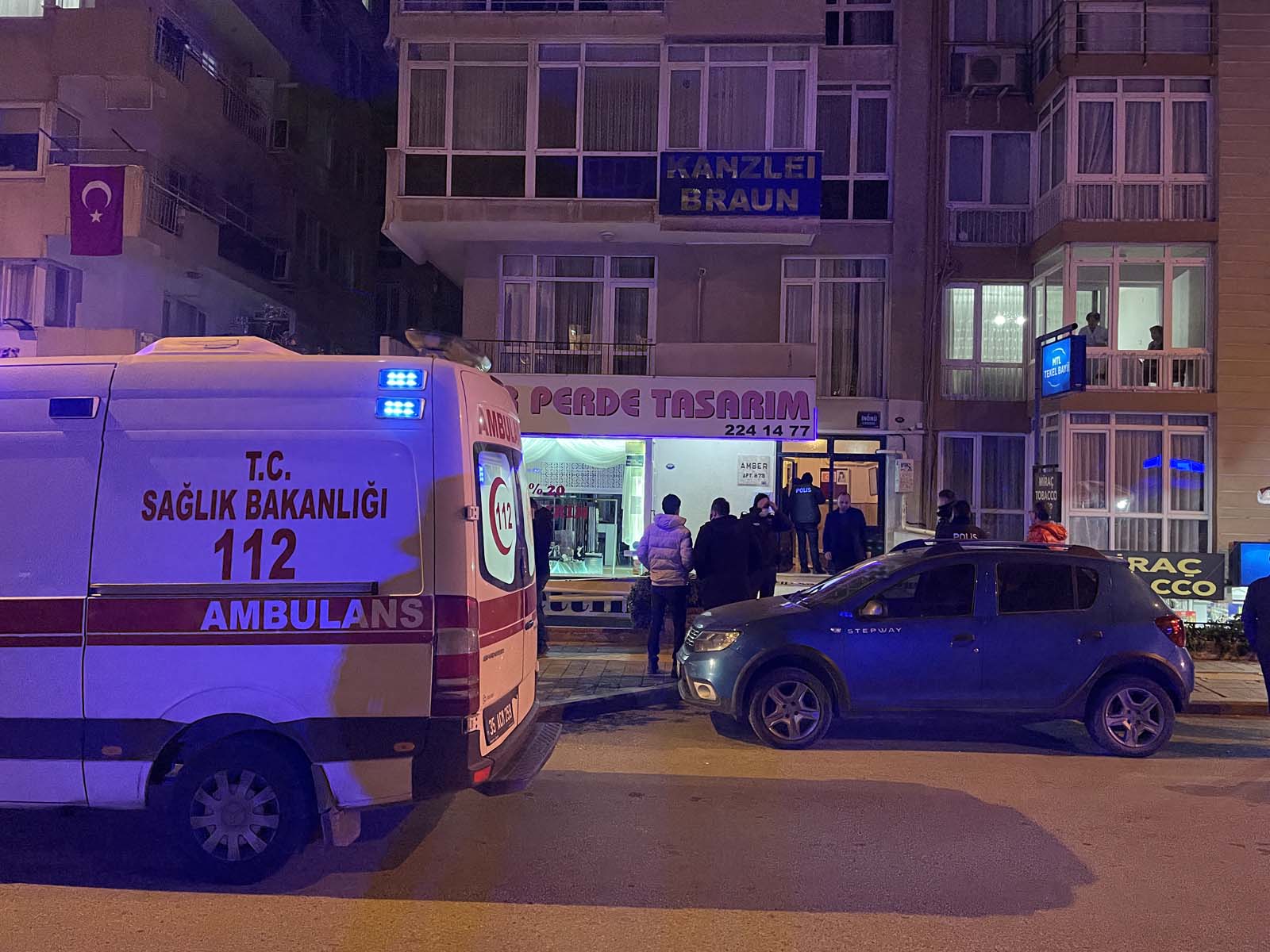 İzmir Karabağlar'da trans birey cinayeti: Günay Özyıldız ensesinden bıçaklanarak öldürüldü 